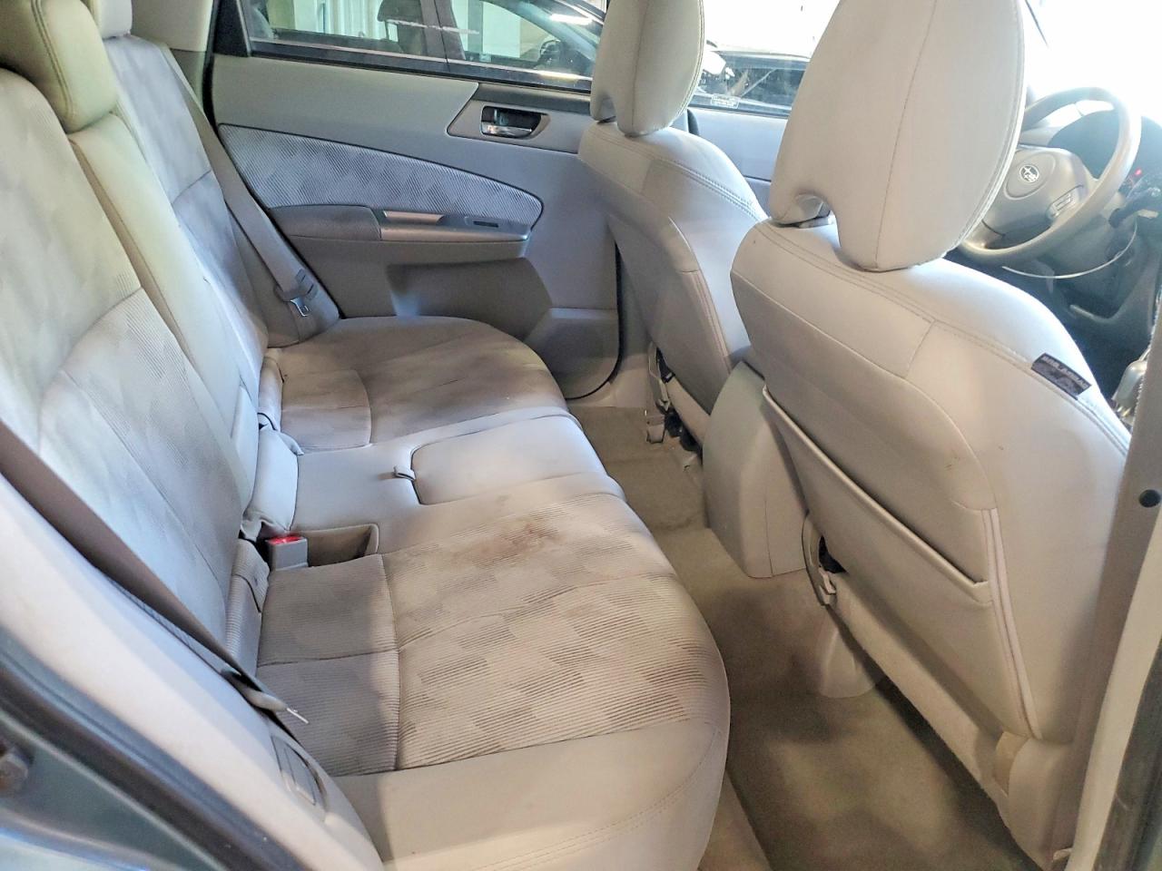2010 SUBARU FORESTER