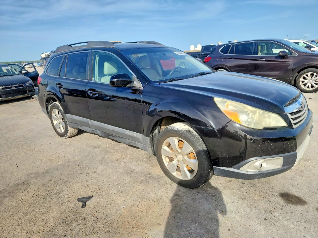 2011 SUBARU OUTBACK