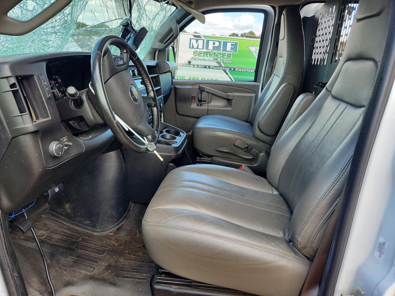 2022 CHEVROLET EXPRESS