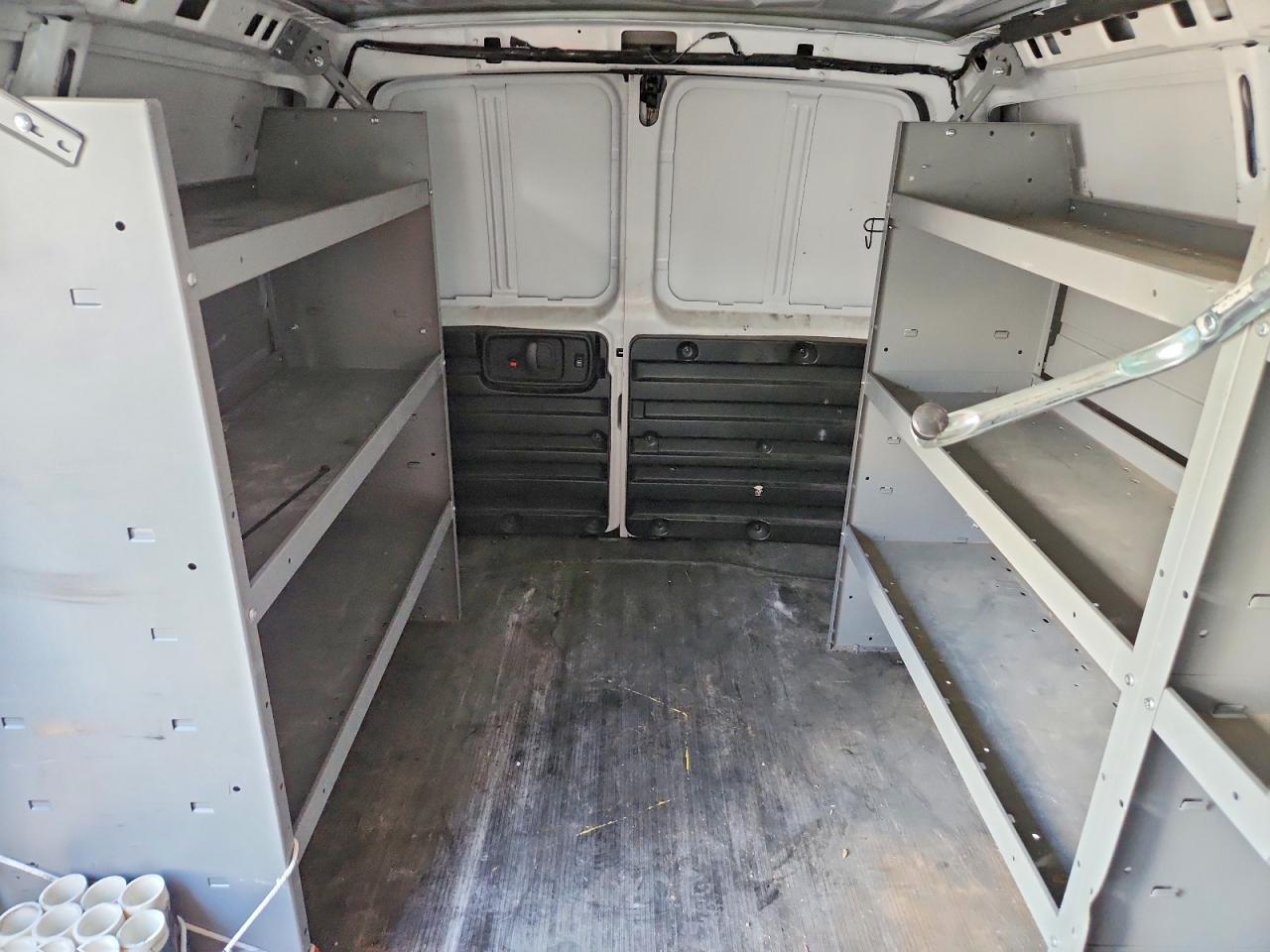 2022 CHEVROLET EXPRESS