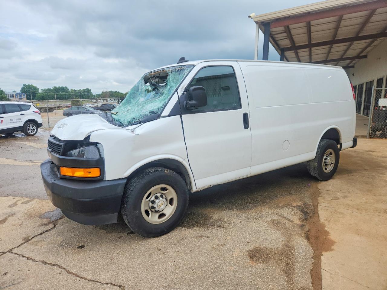2022 CHEVROLET EXPRESS