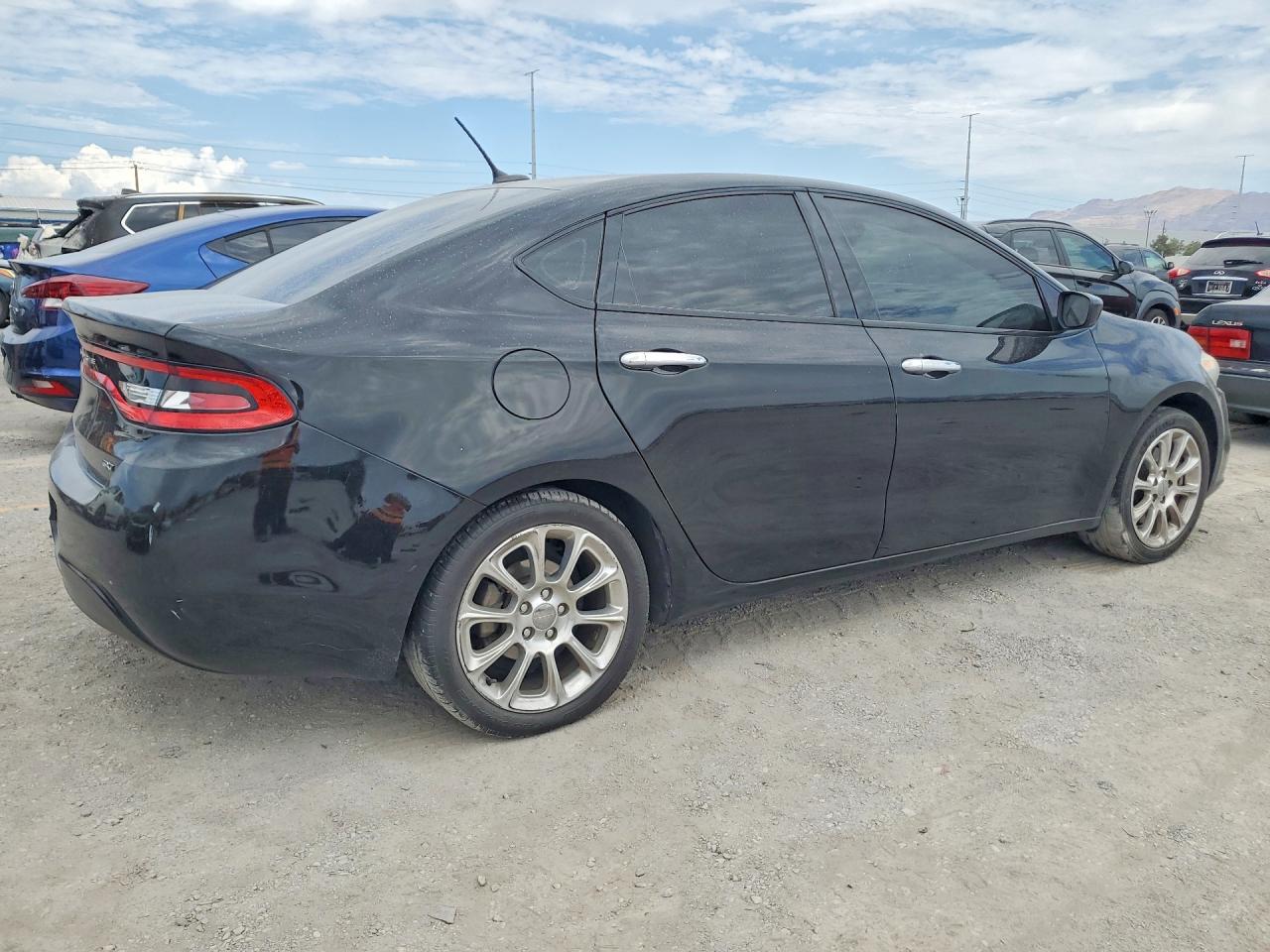 2016 DODGE DART