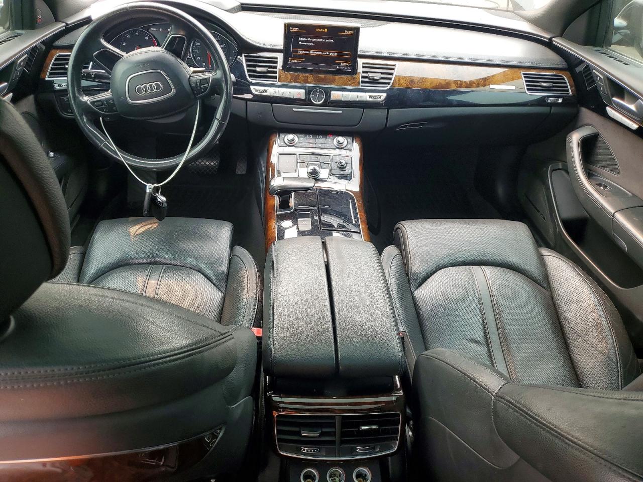 2016 AUDI A8