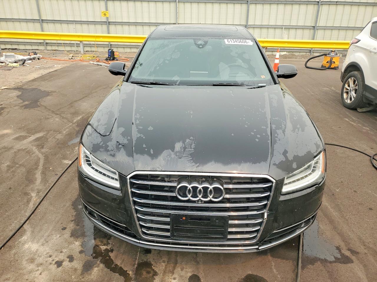 2016 AUDI A8