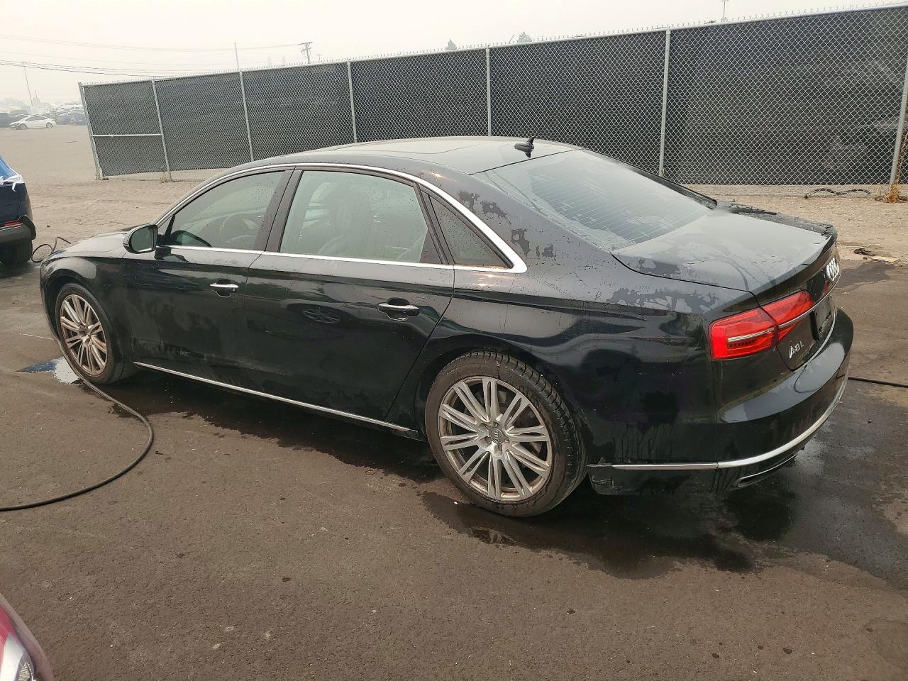 2016 AUDI A8