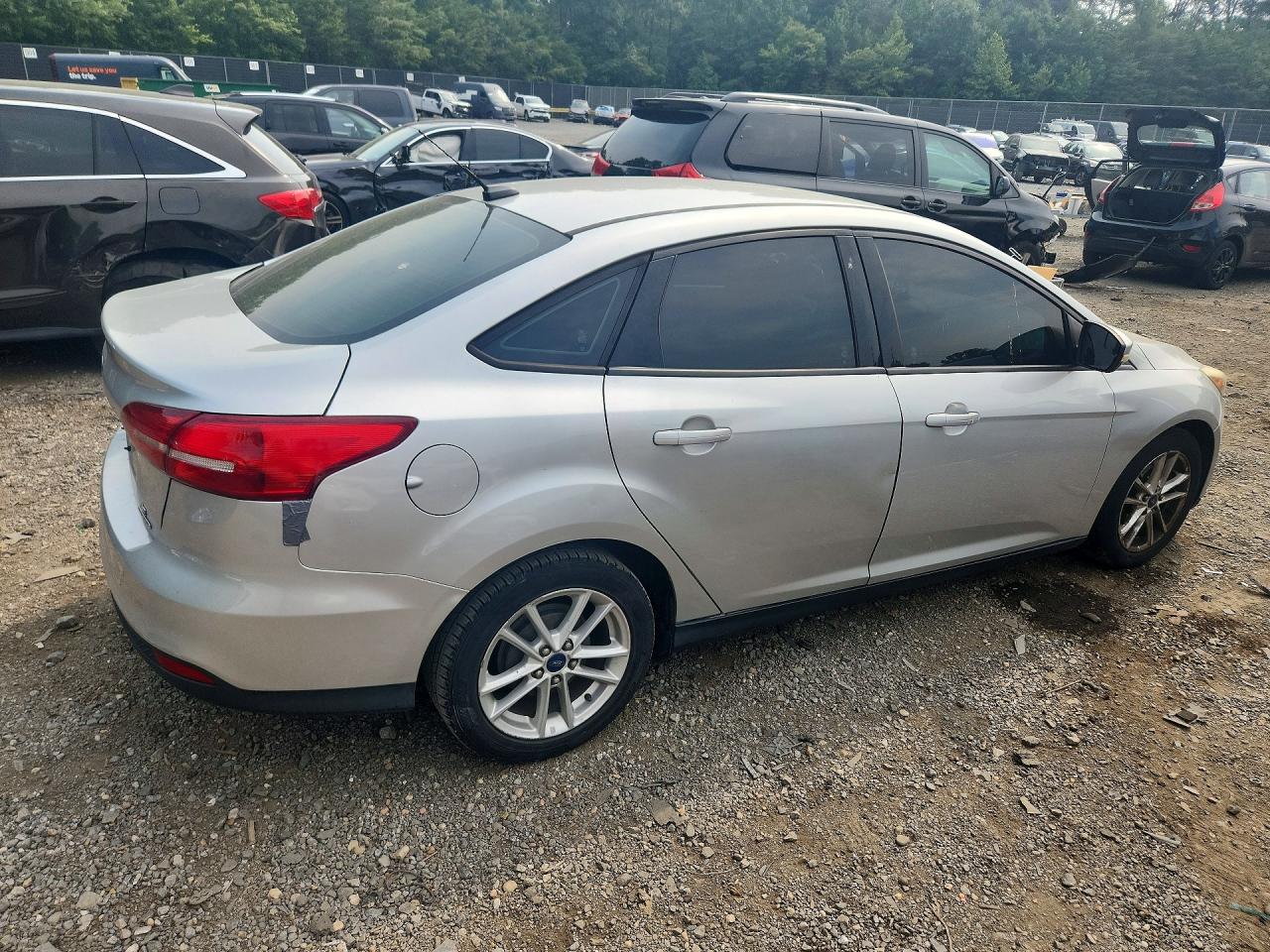 2015 FORD FOCUS
