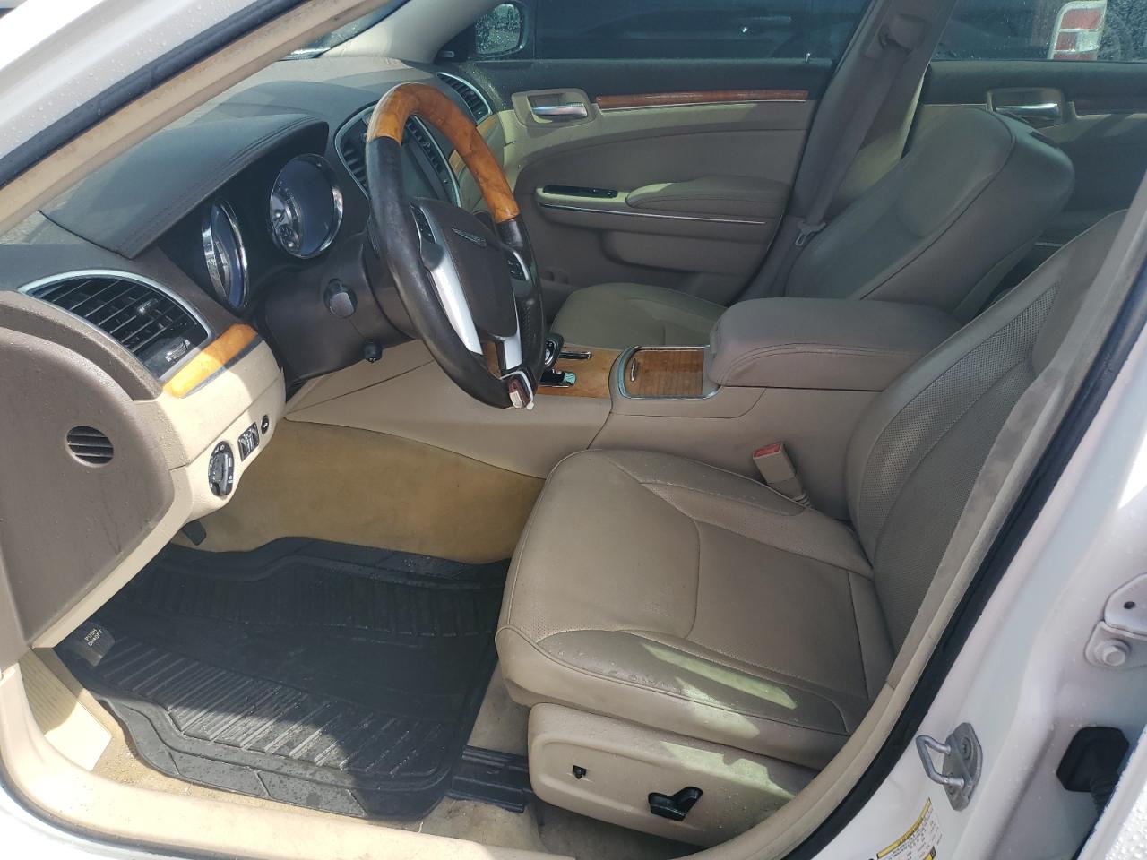 2013 CHRYSLER 300