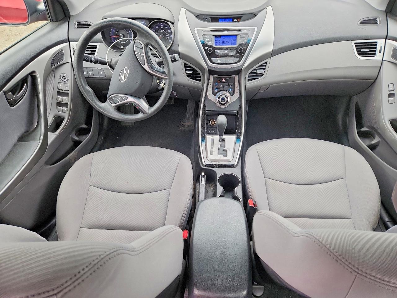 2013 HYUNDAI ELANTRA