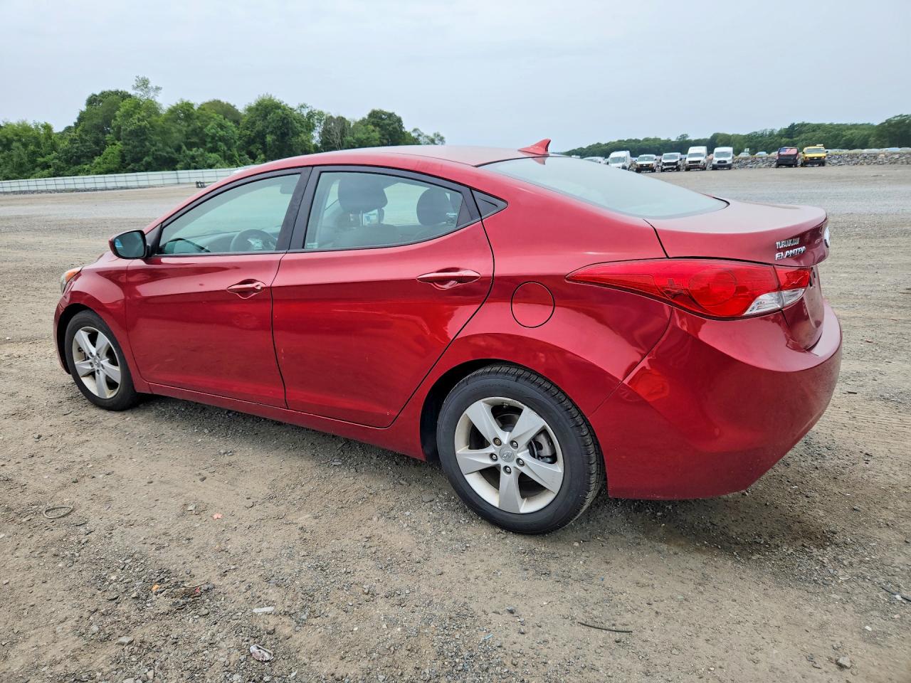 2013 HYUNDAI ELANTRA