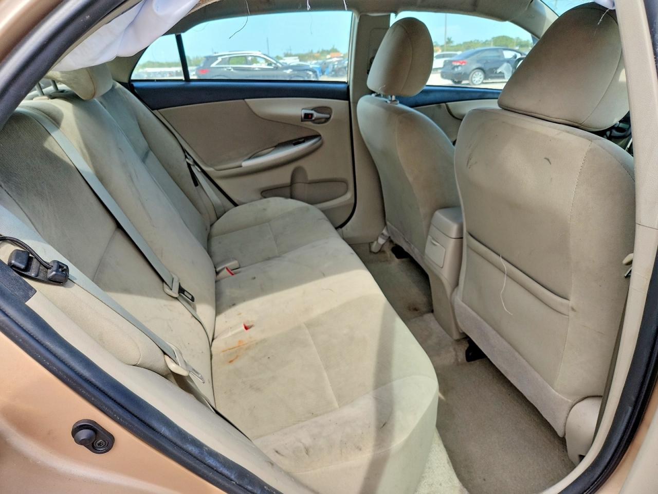 2011 TOYOTA COROLLA