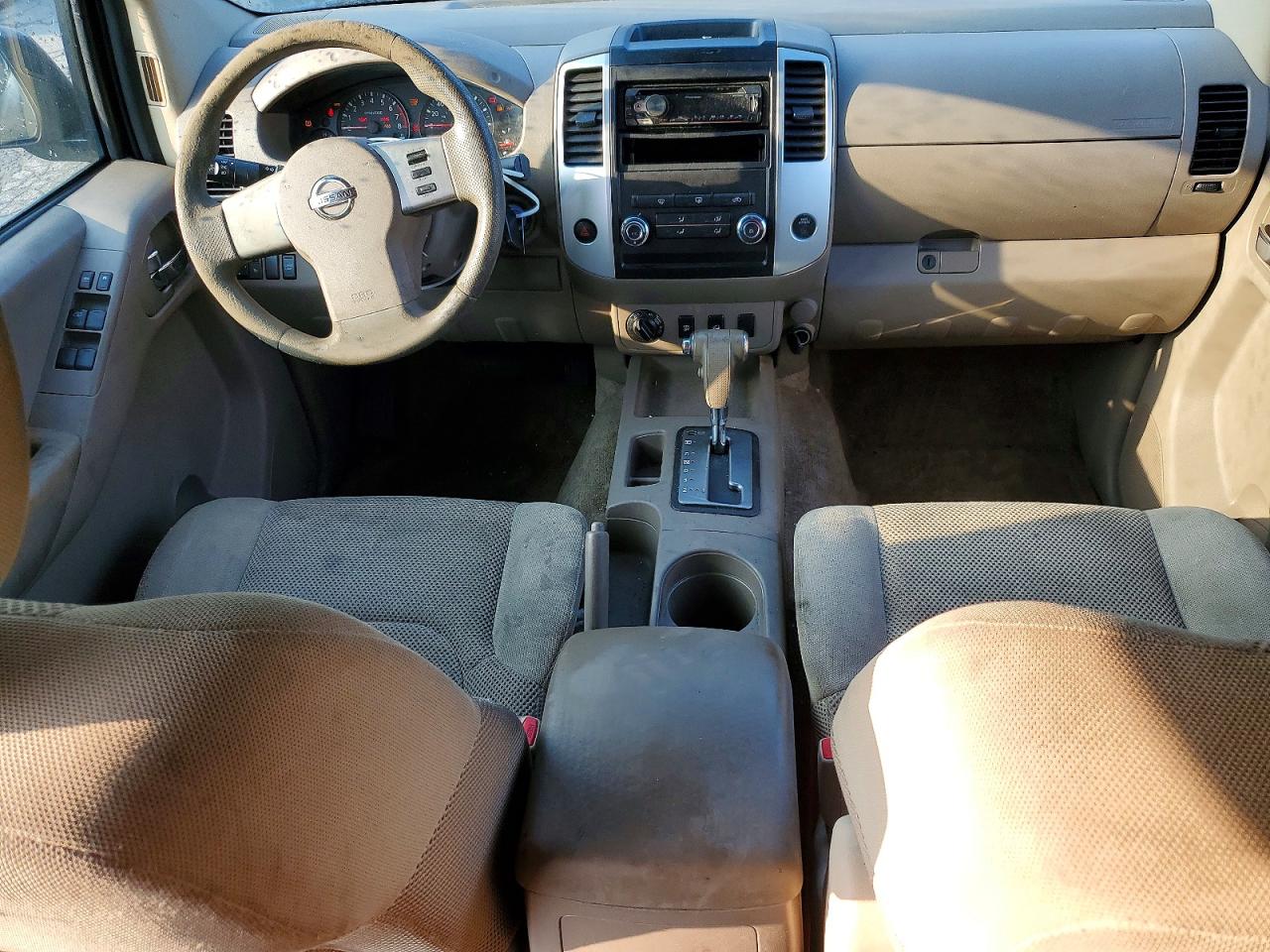 2010 NISSAN FRONTIER