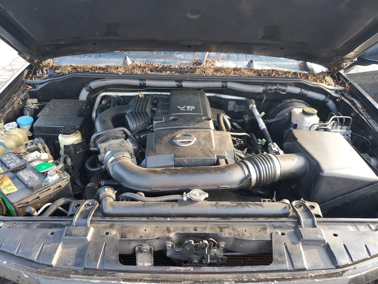 2010 NISSAN FRONTIER