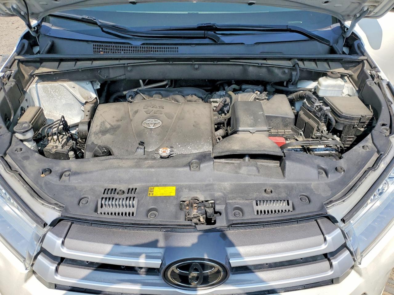2019 TOYOTA HIGHLANDER