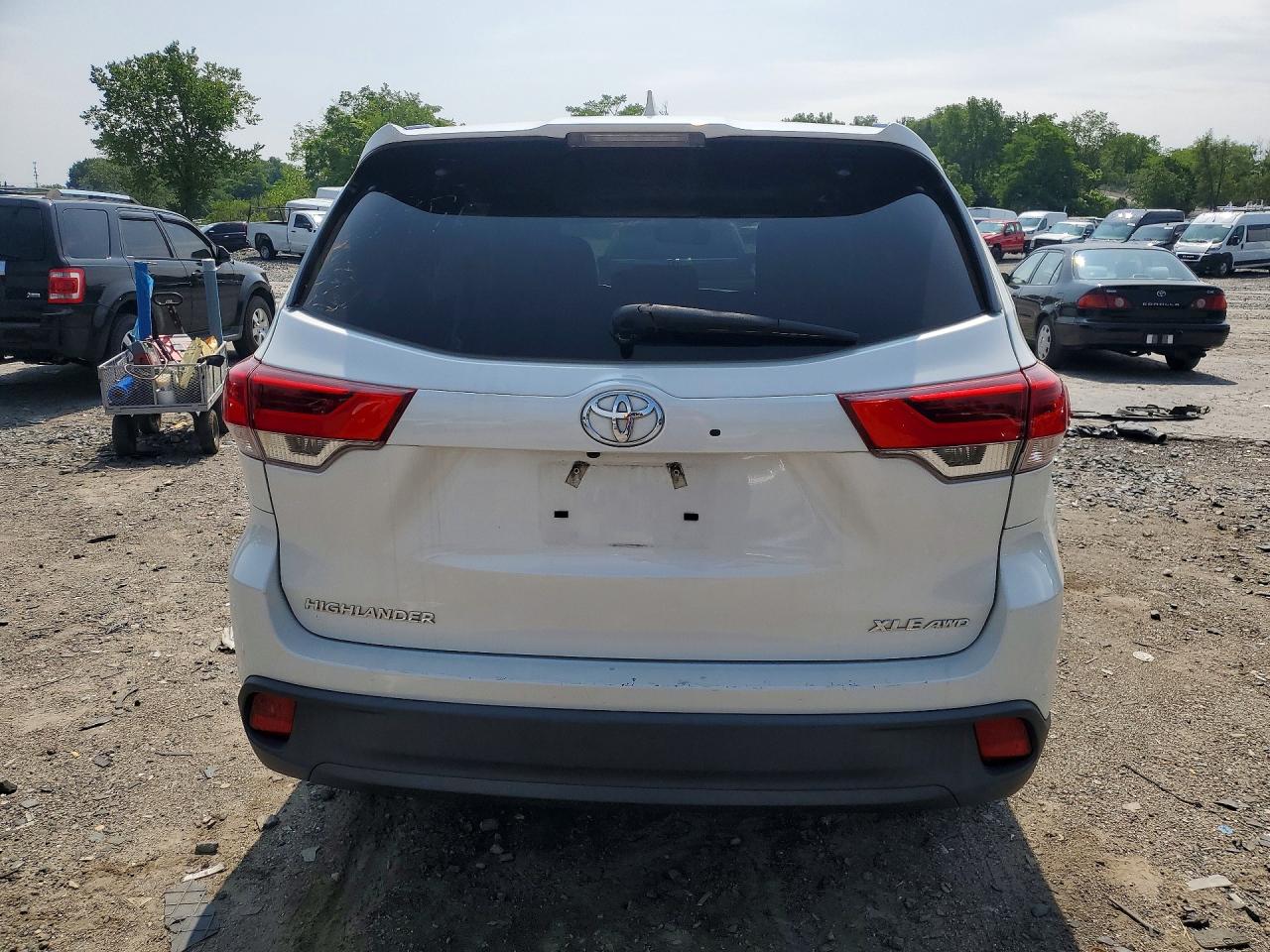 2019 TOYOTA HIGHLANDER