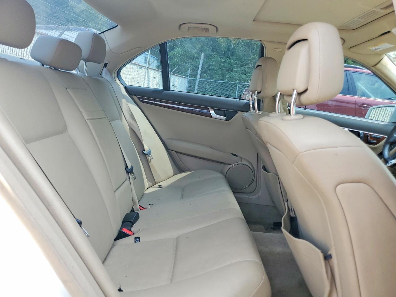 2010 MERCEDES-BENZ C-CLASS