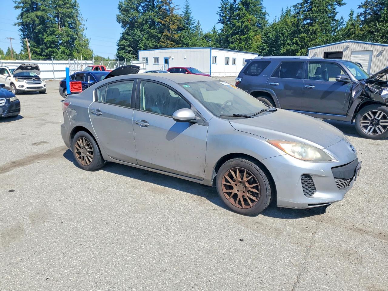 2013 MAZDA 3
