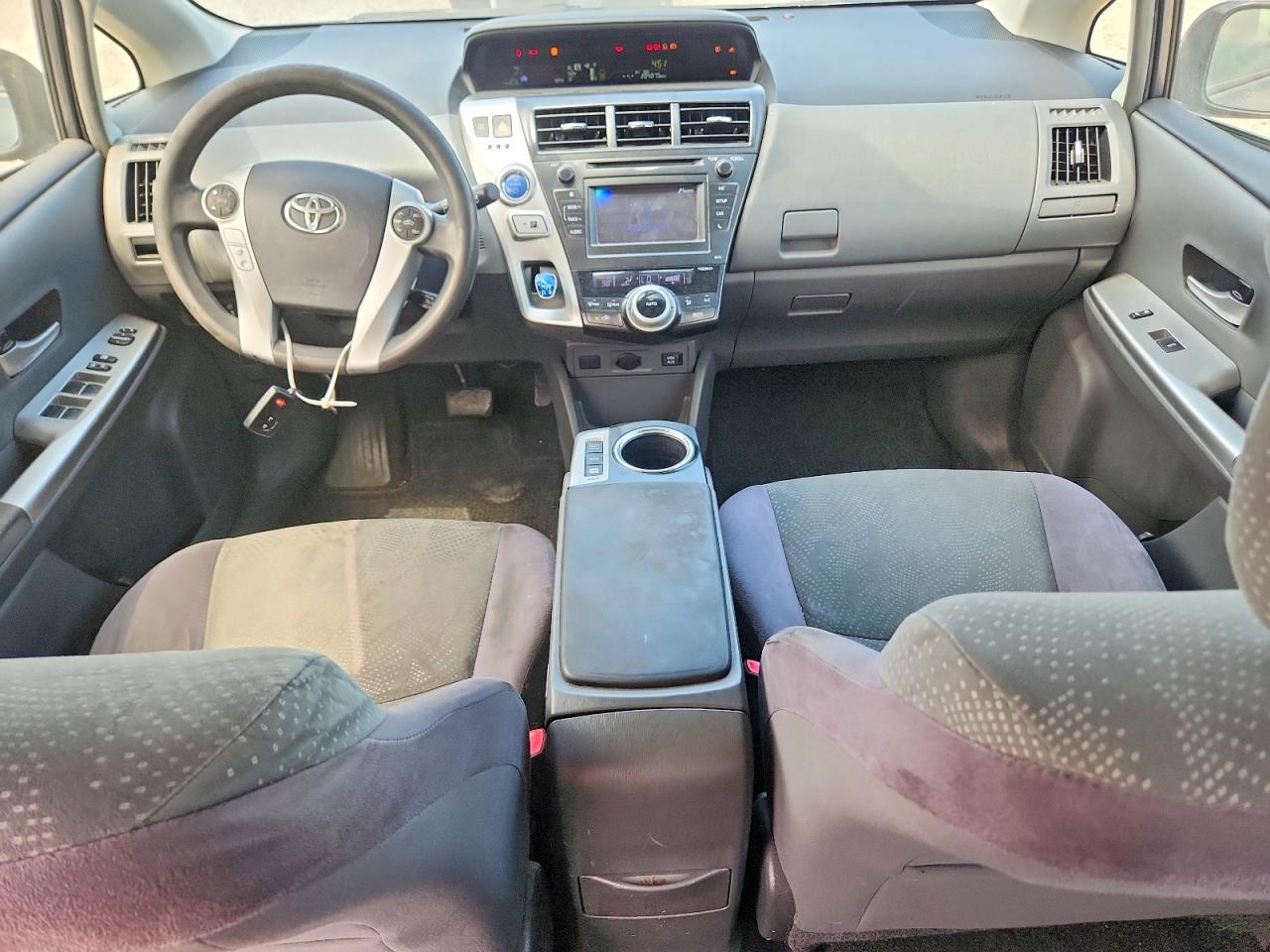 2013 TOYOTA PRIUS