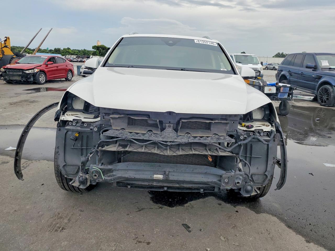 2016 VOLKSWAGEN TOUAREG