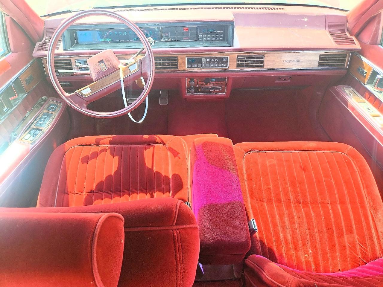 1990 OLDSMOBILE 98
