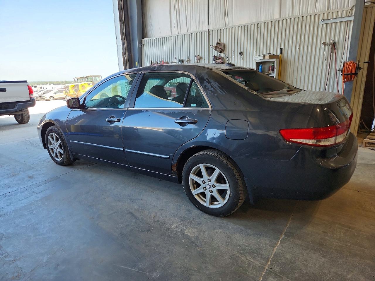 2004 HONDA ACCORD