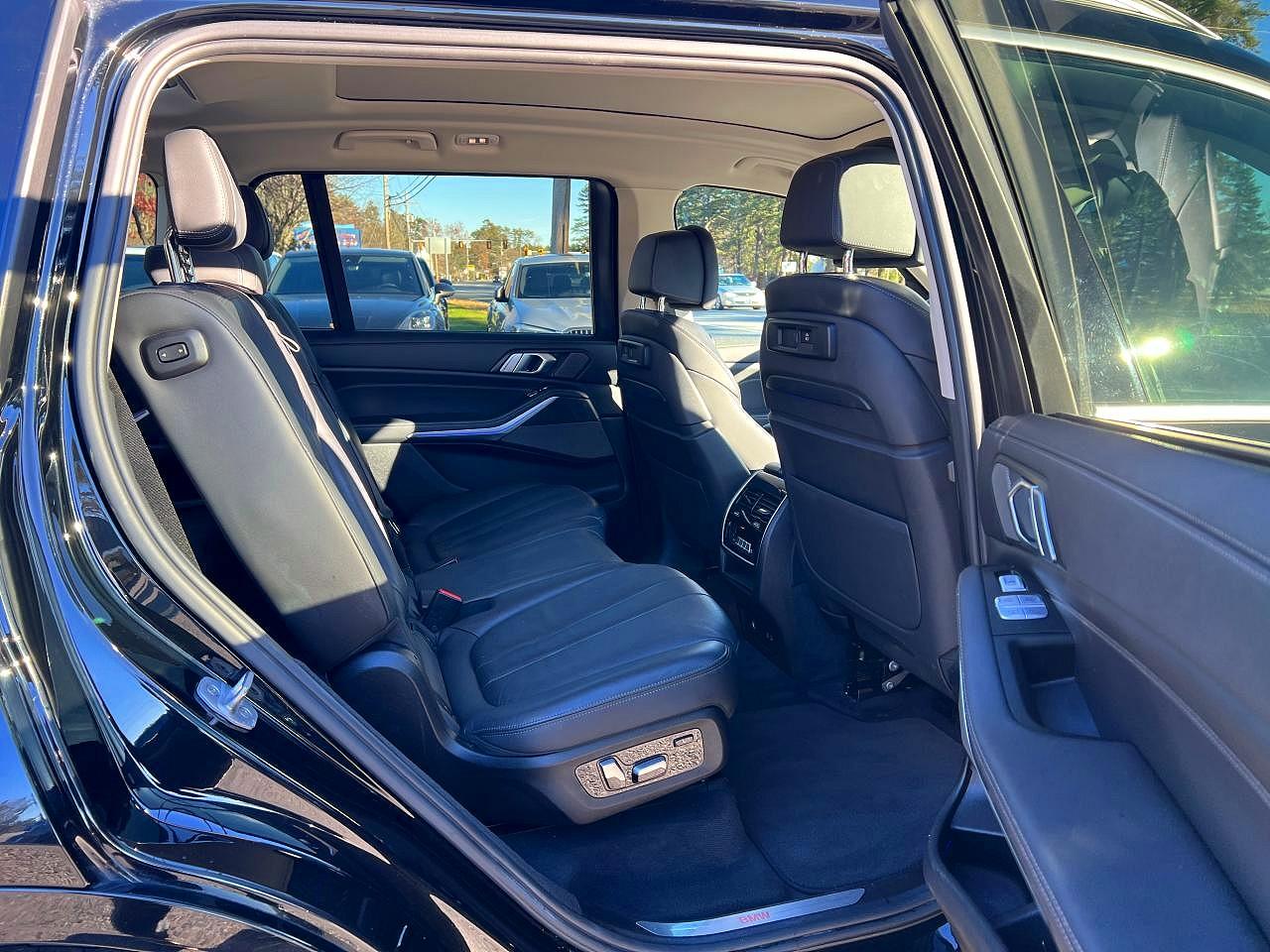 2020 BMW X7