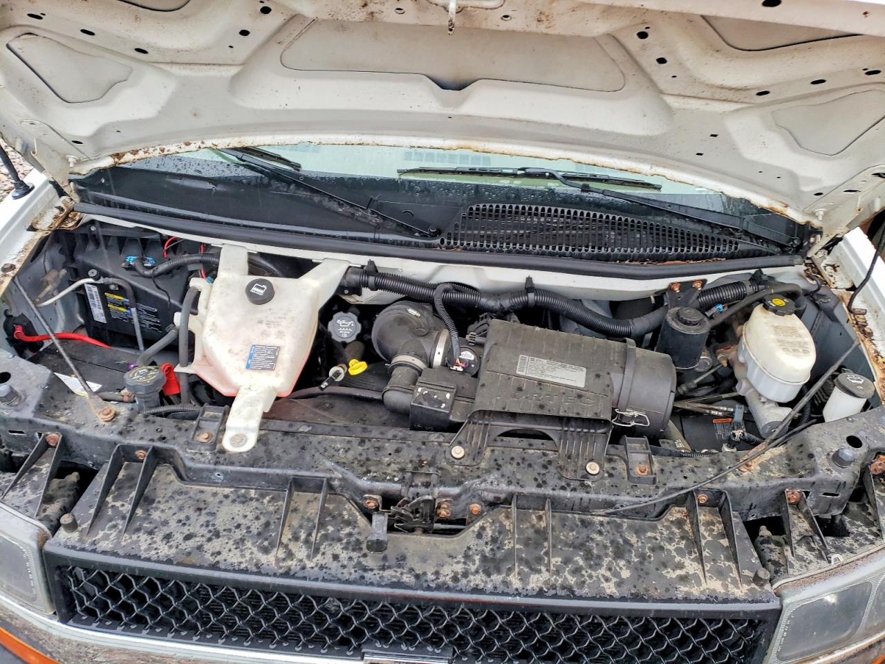 2011 CHEVROLET EXPRESS