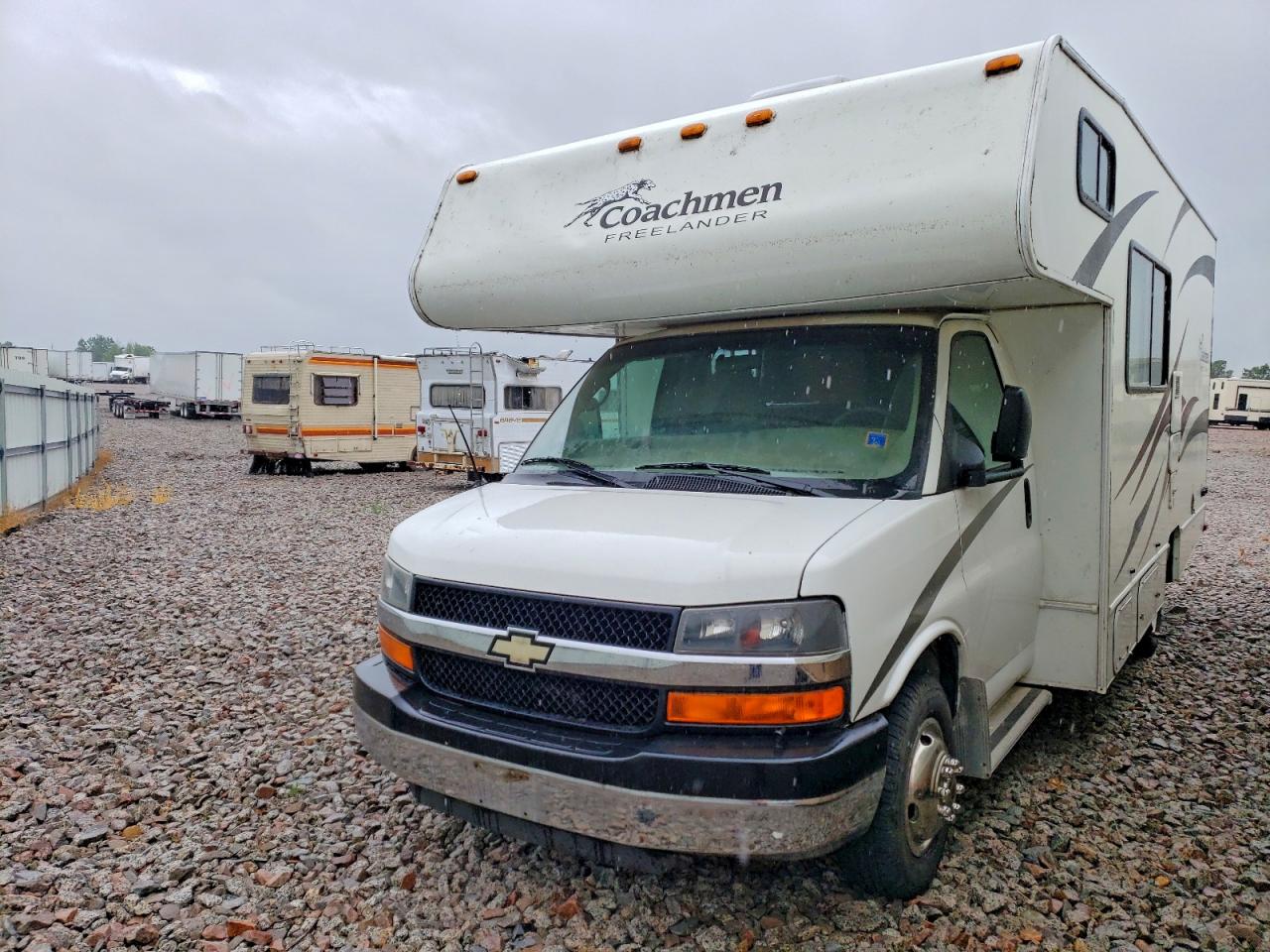 2011 CHEVROLET EXPRESS