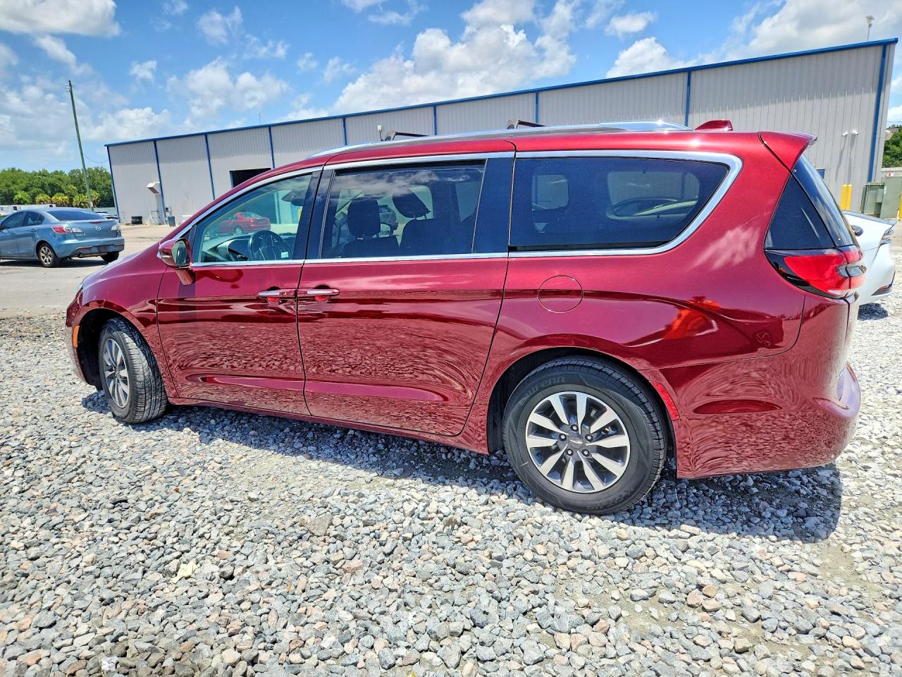 2021 CHRYSLER PACIFICA
