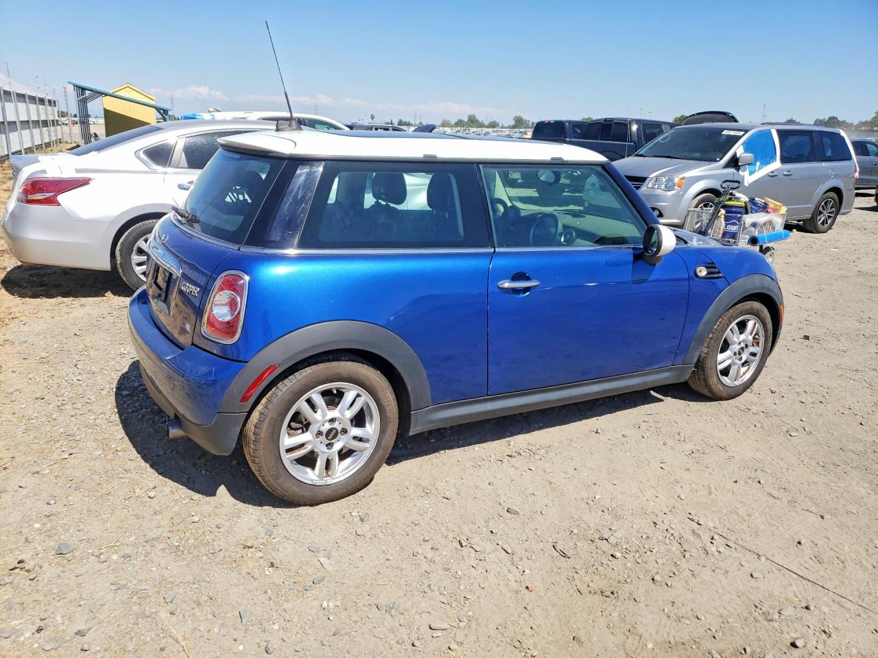 2013 MINI COOPER