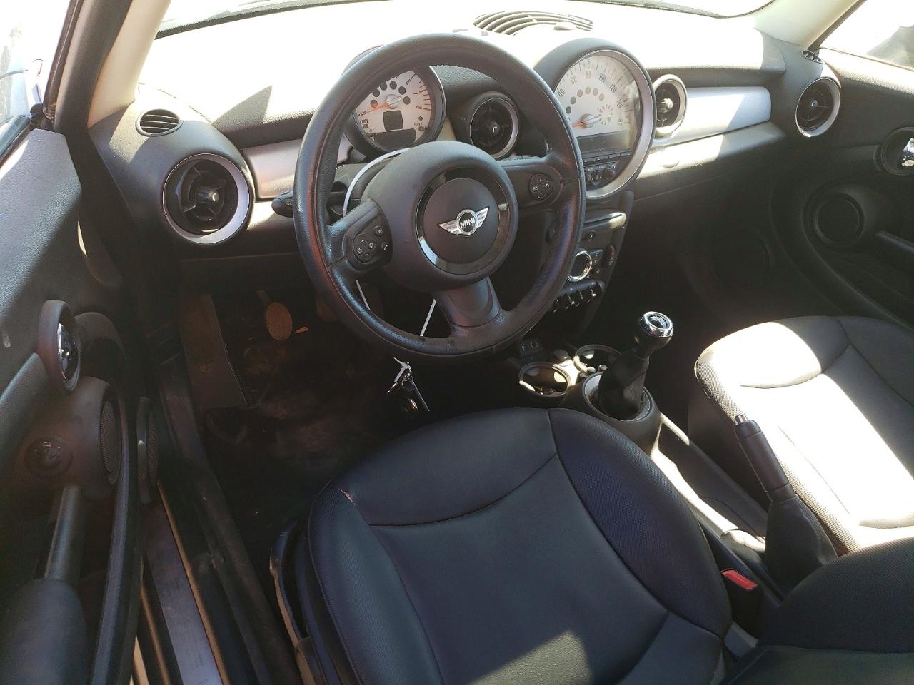 2013 MINI COOPER