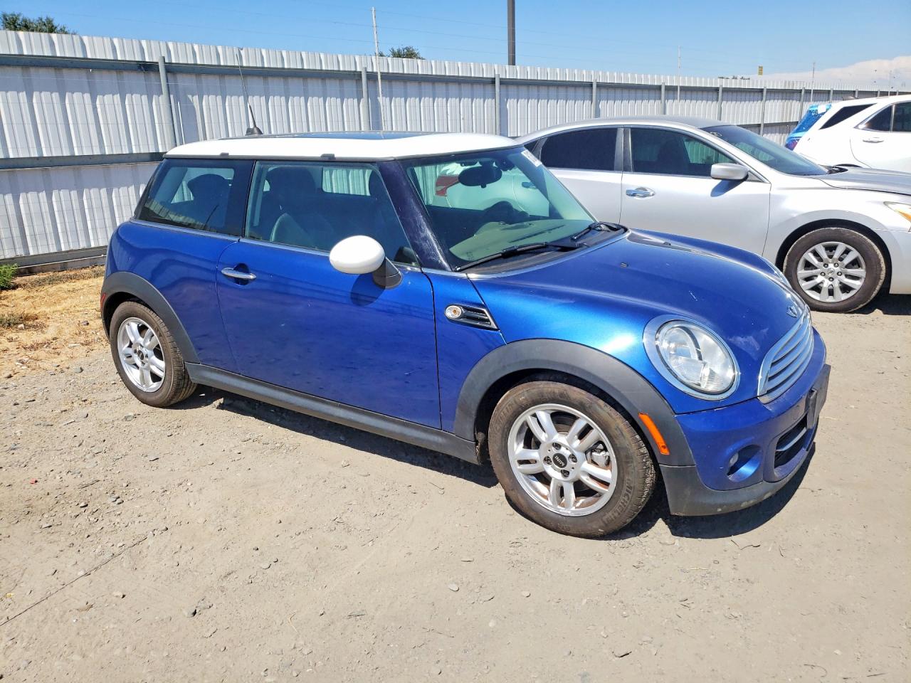 2013 MINI COOPER