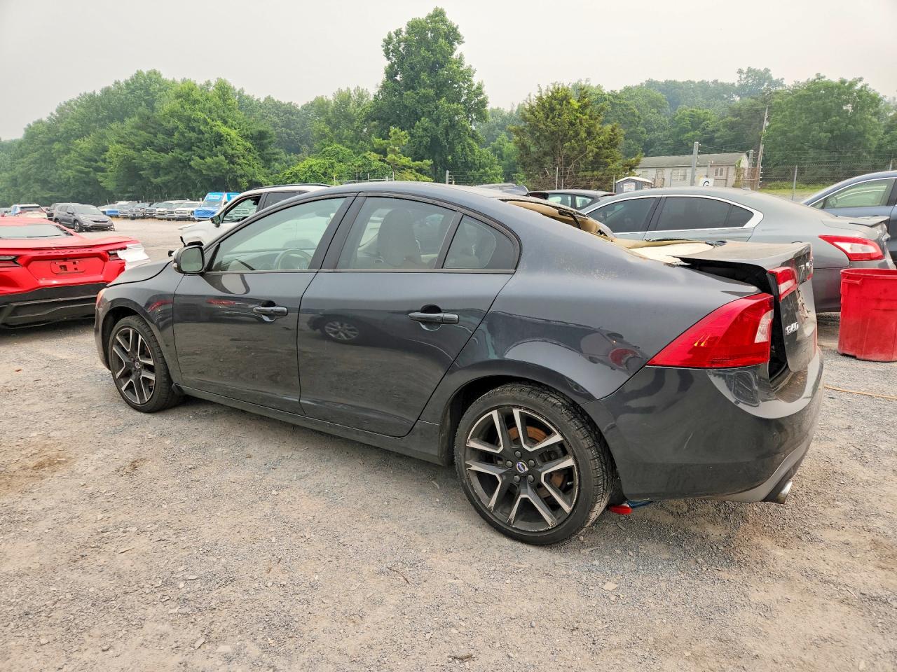 2017 VOLVO S60