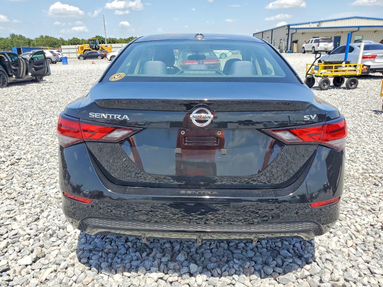 2021 NISSAN SENTRA