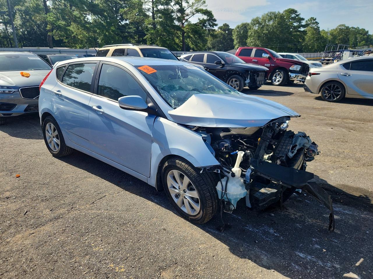 2014 HYUNDAI ACCENT