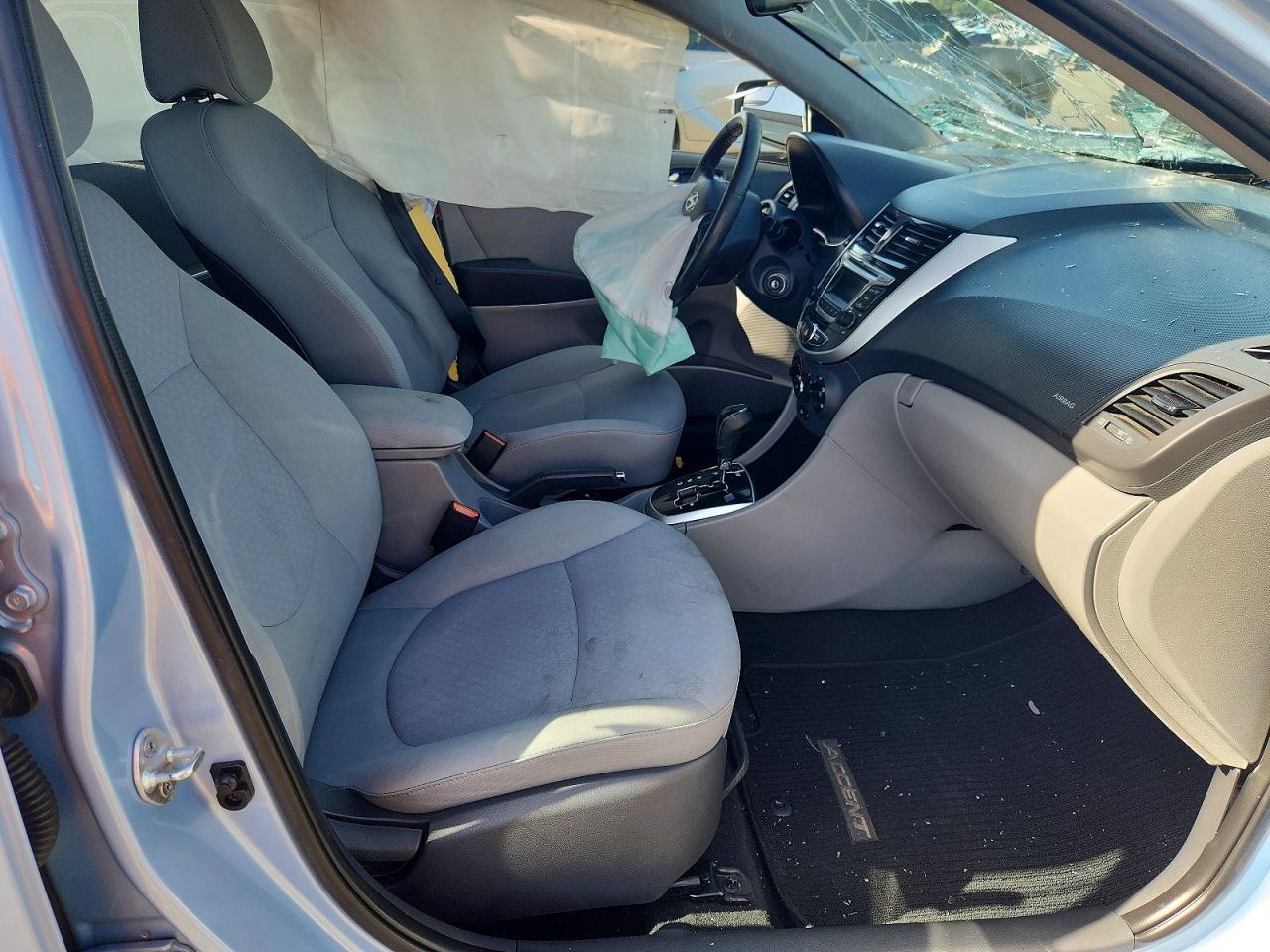 2014 HYUNDAI ACCENT
