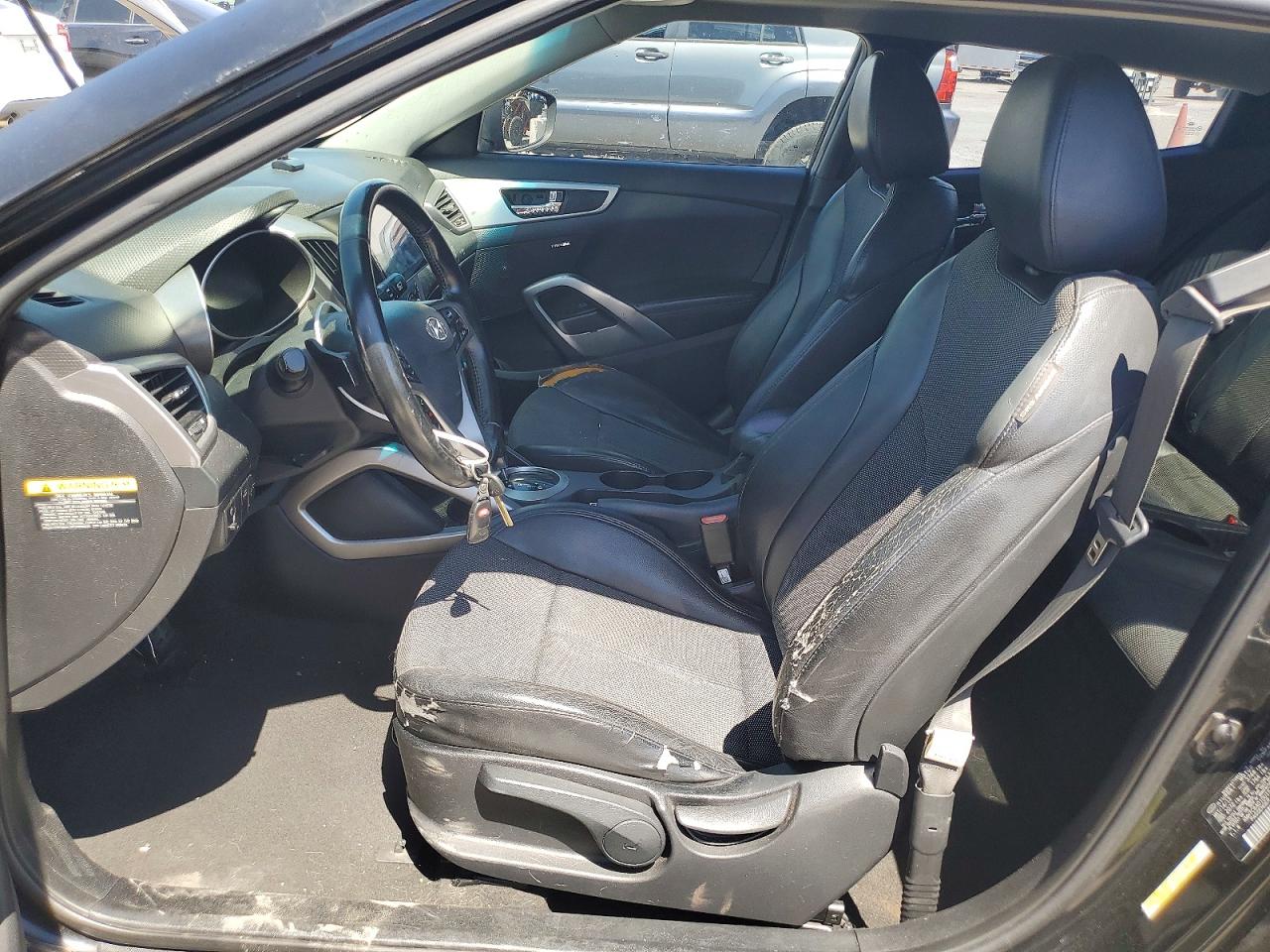 2013 HYUNDAI VELOSTER