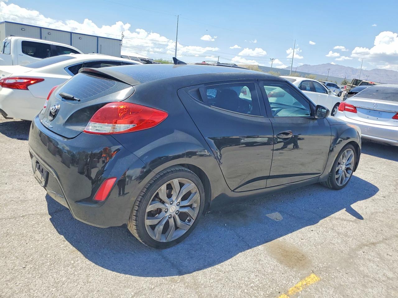 2013 HYUNDAI VELOSTER