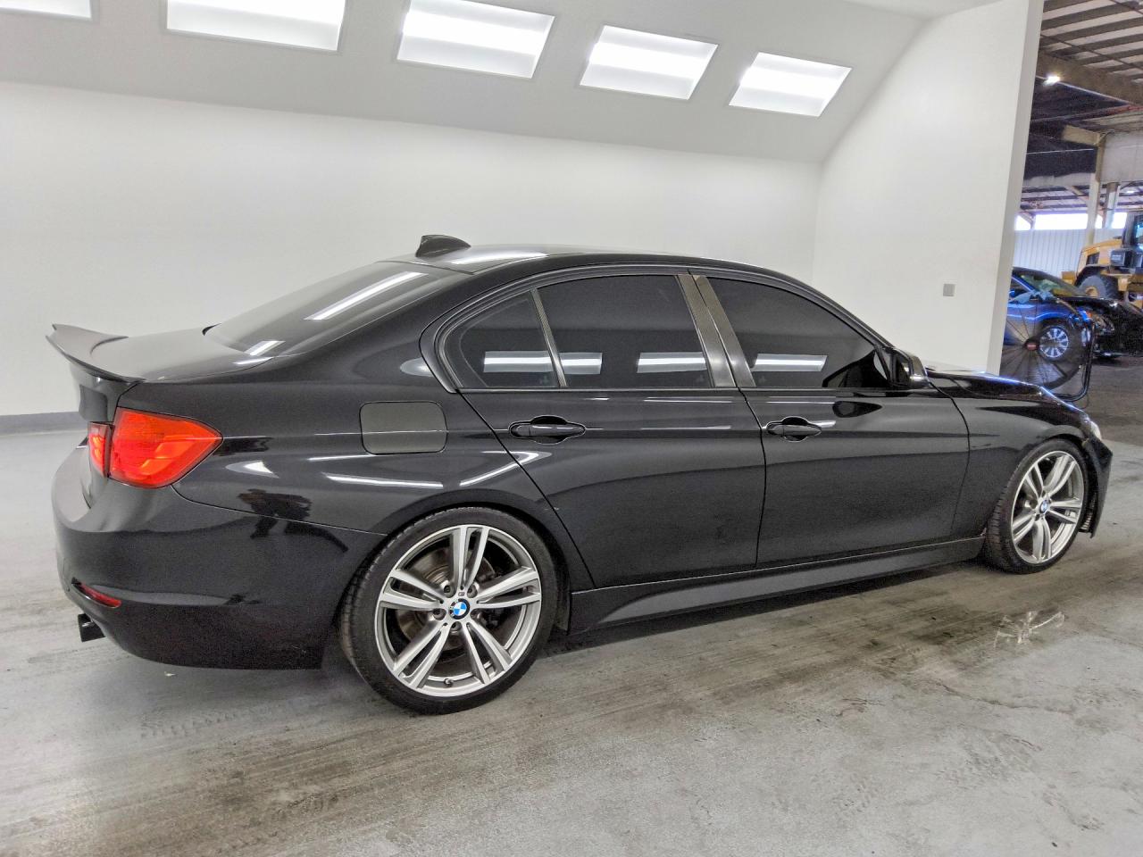 2013 BMW 3 SERIES