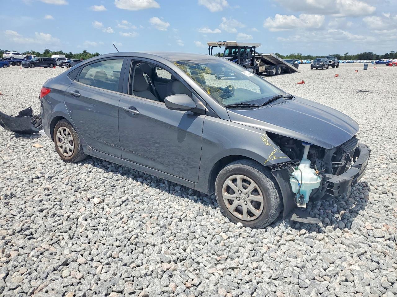 2012 HYUNDAI ACCENT