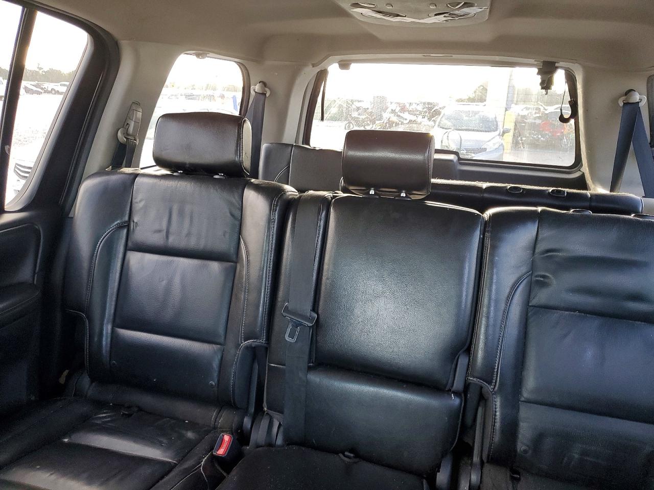 2010 NISSAN ARMADA