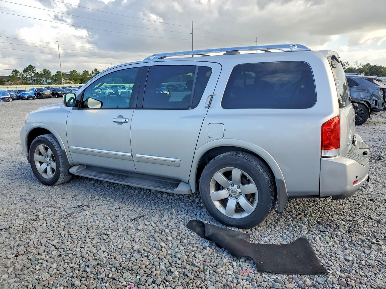 2010 NISSAN ARMADA