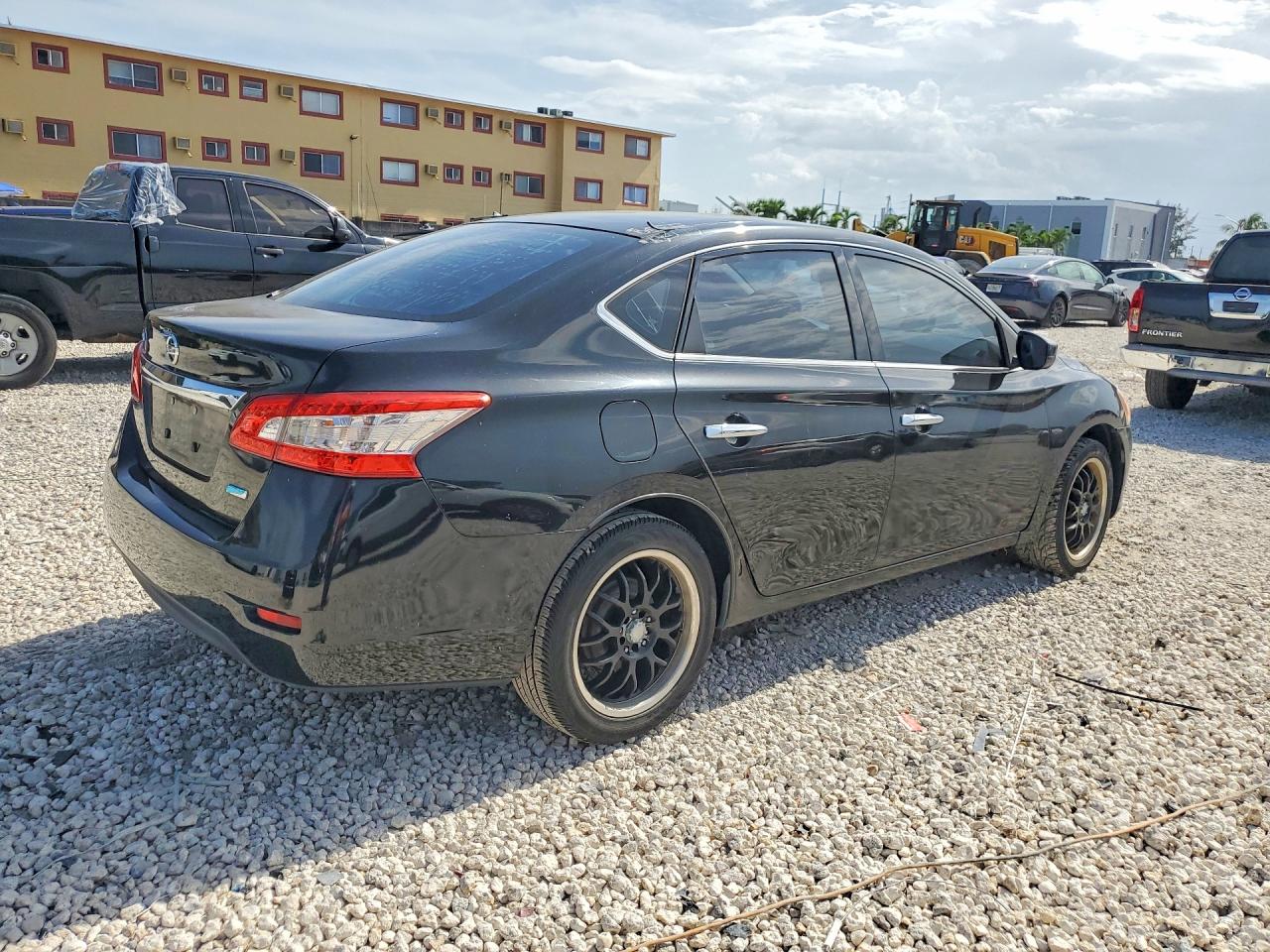 2014 NISSAN SENTRA