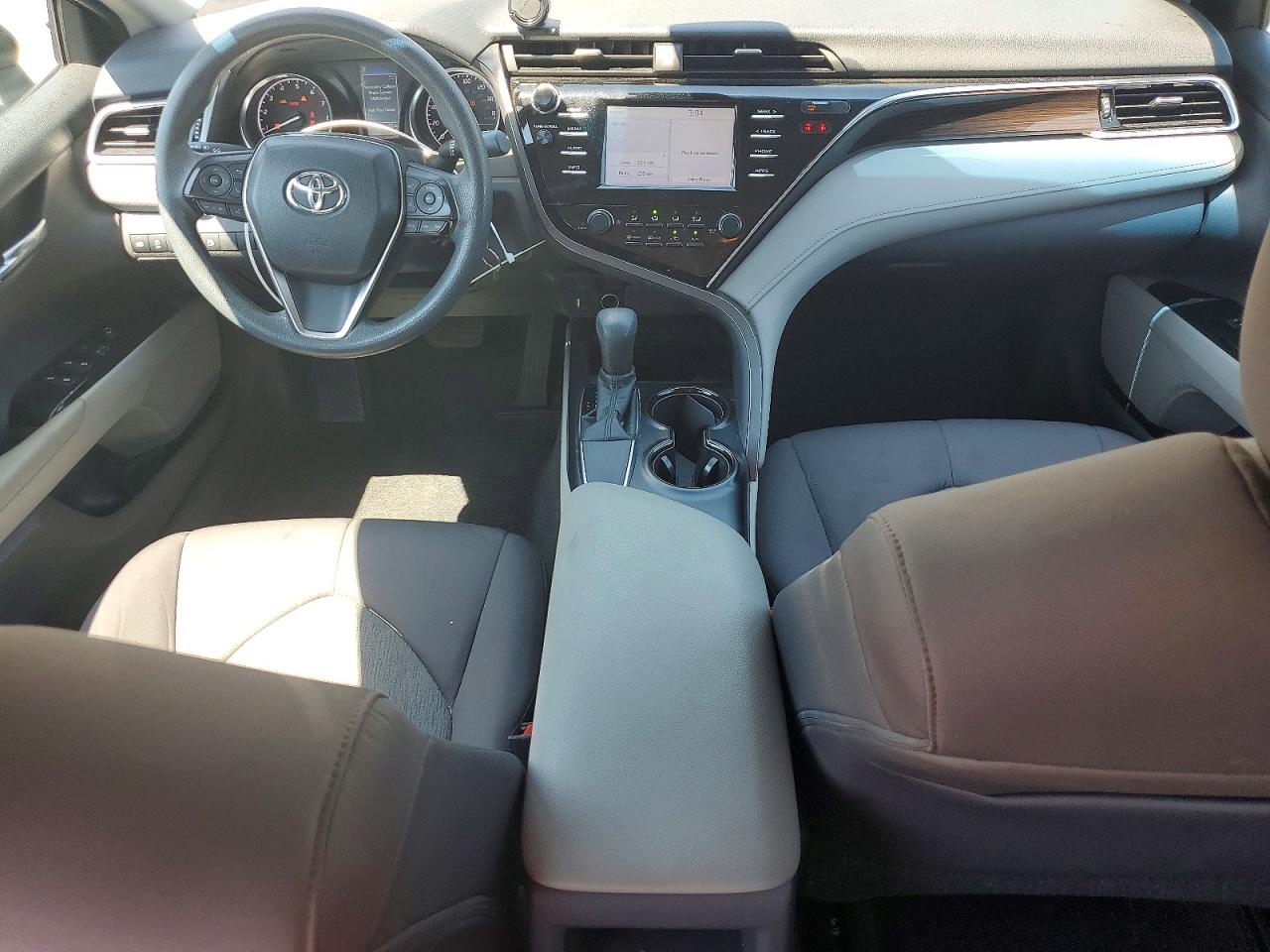 2018 TOYOTA CAMRY