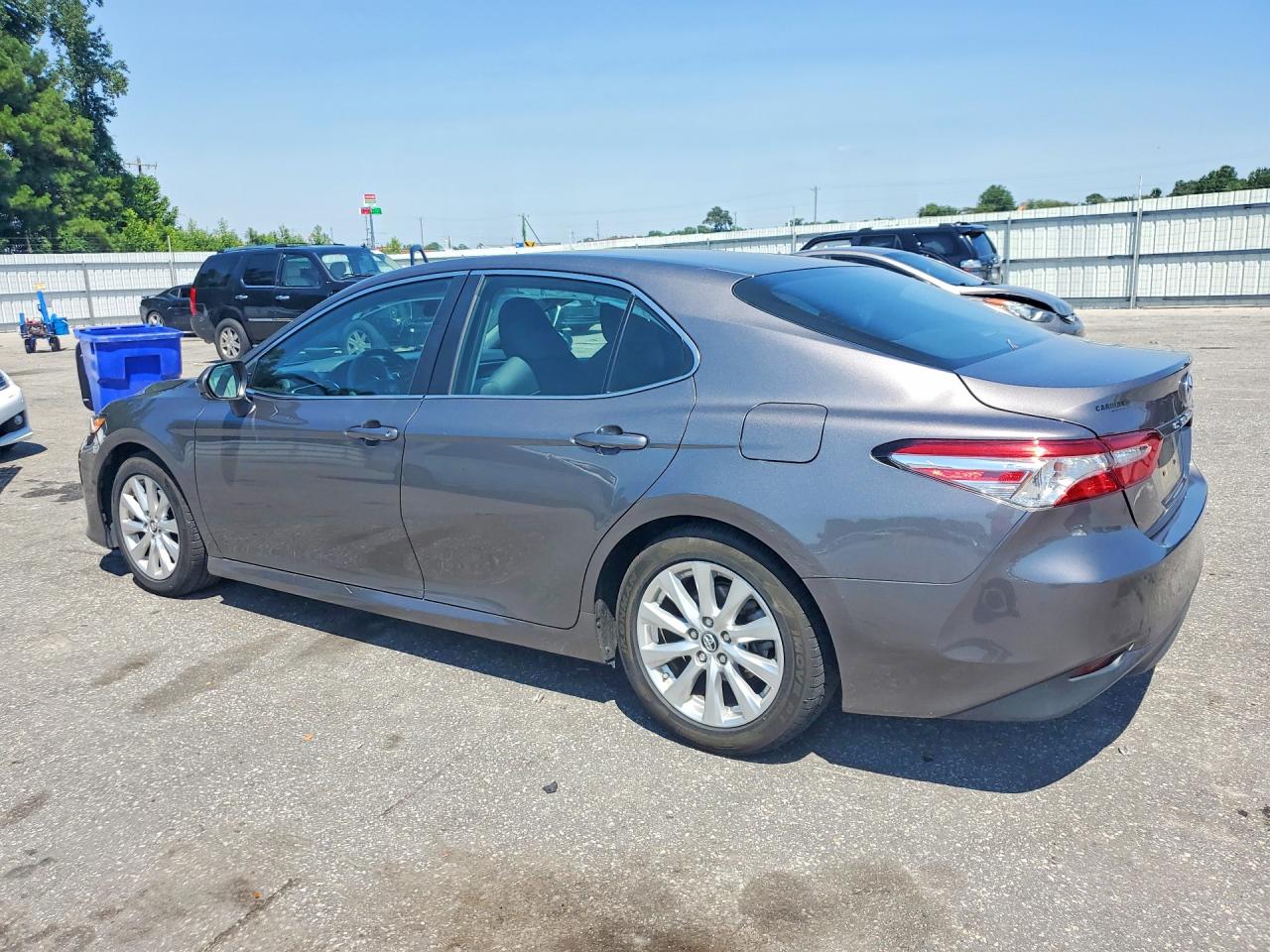 2018 TOYOTA CAMRY