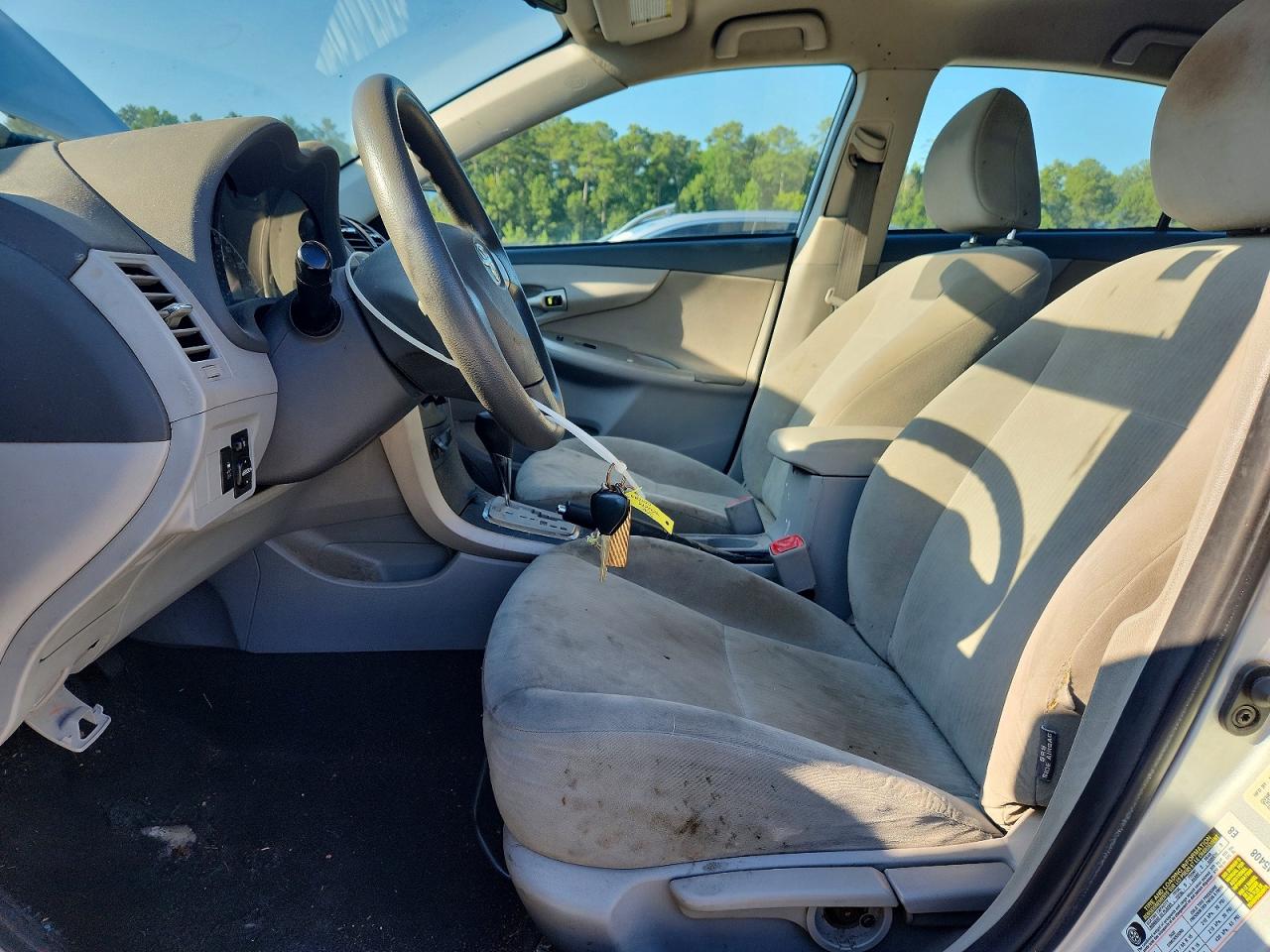 2010 TOYOTA COROLLA