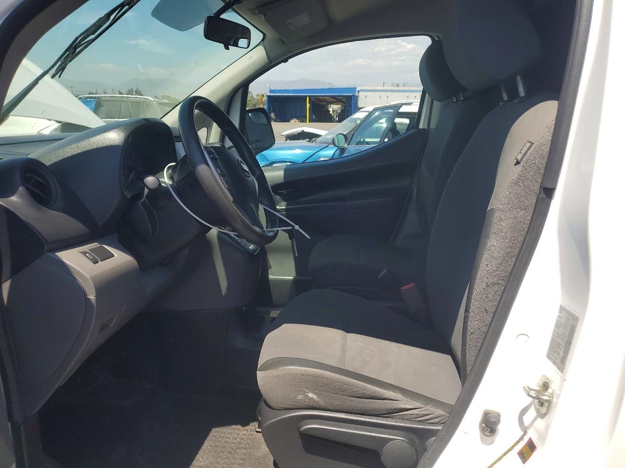 2020 NISSAN NV200 S