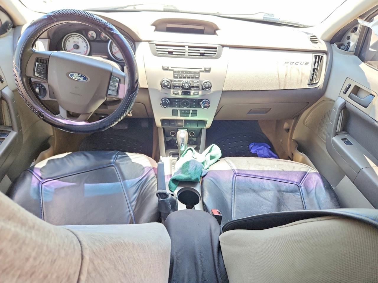 2011 FORD FOCUS