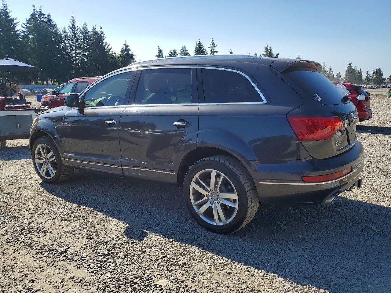 2012 AUDI Q7