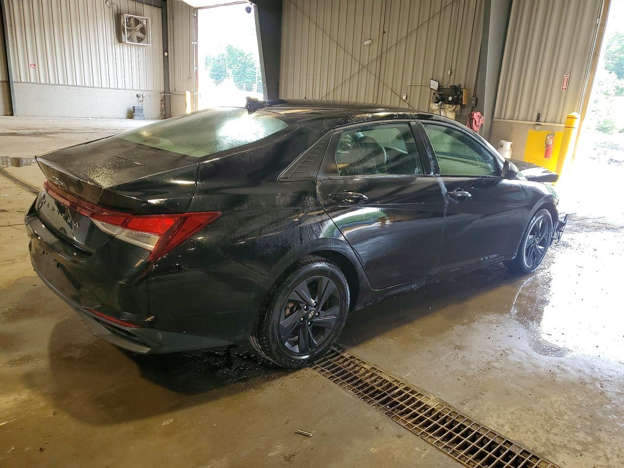 2022 HYUNDAI ELANTRA