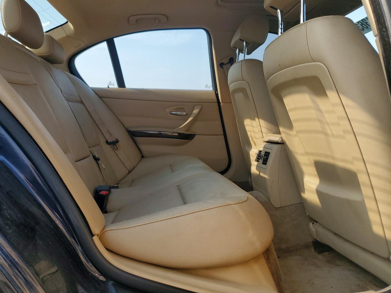 2010 BMW 3 SERIES